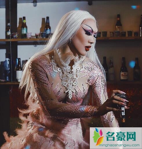 抖音韩美娟是男的还是女的