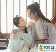 李宏毅赵露思什么关系 两个人真的在一起了吗