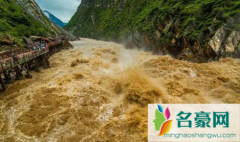 为什么会爆发山洪 最容易发生山洪的地方