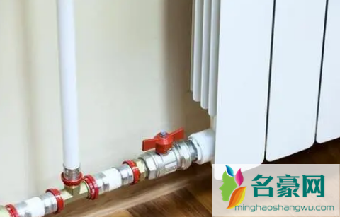 集中供暖用的是不是暖气片2