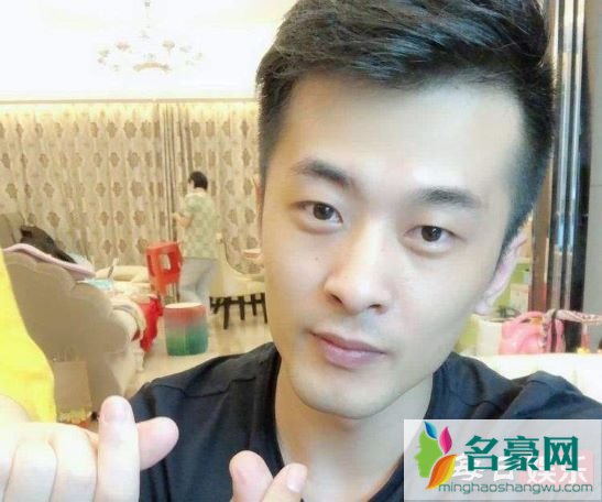 辛有志身价多少 快手辛巴一天能卖多少钱?