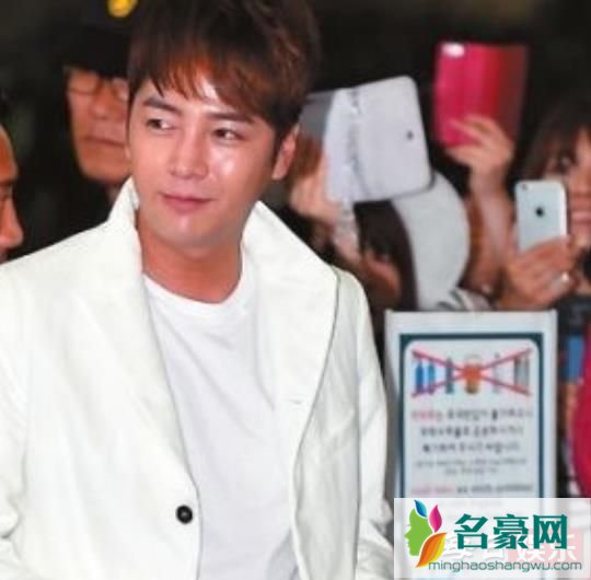 吴亦凡回应发胖说了什么 娱乐圈有哪些忽然发胖的明星?