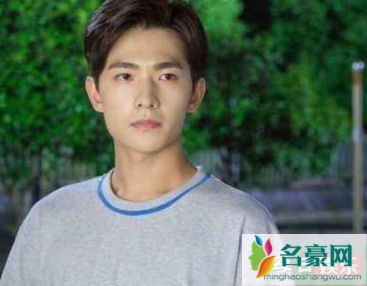 蔡徐坤素颜照片曝光 盘点娱乐圈当红明星素颜照
