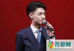 秦霄贤是不是霄字科的大师兄？老秦的解释让粉丝欢