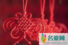 门对门挂中国结可以挂门上吗 挂中国结要注意什么