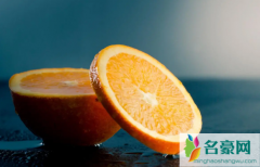 盐蒸橙子放多少盐合适 盐蒸橙子的功效与作用