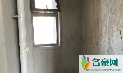 租毛坯房自己装修划算吗3