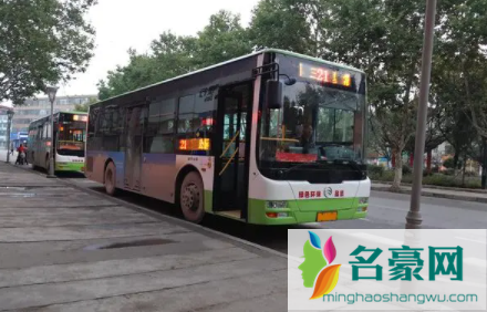 2023武汉春节期间公交车正常运行吗3