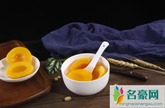 做黄桃罐头的黄桃要用硬的还是软的3