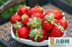 冬天草莓不洗可以放多久 冬天吃草莓的注意事项
