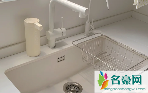 纳米水槽和不锈钢水槽哪个好1